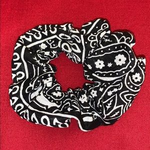 Black Bandana Scrunchie